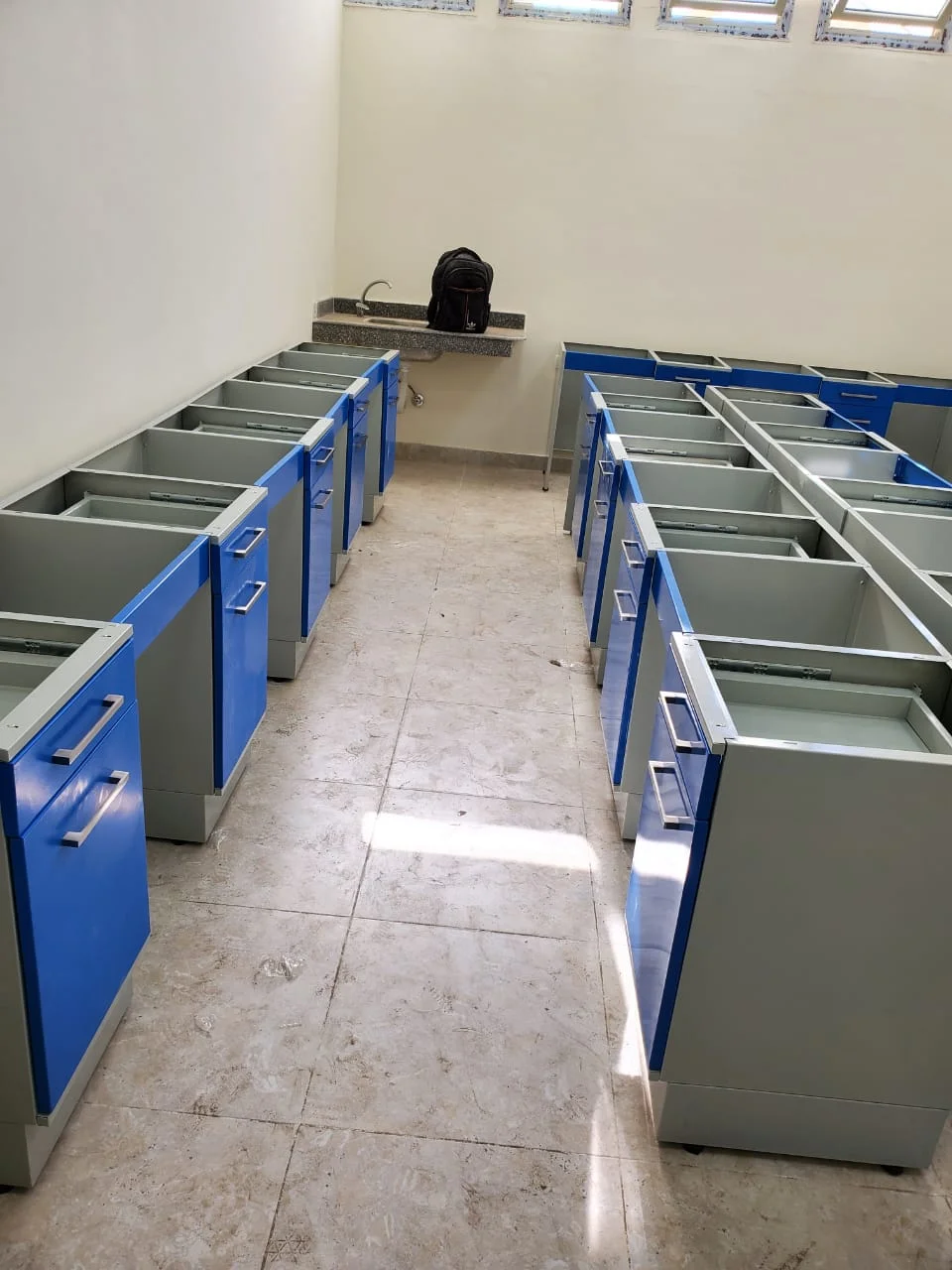 وحدة معملية بتصميم مدمج